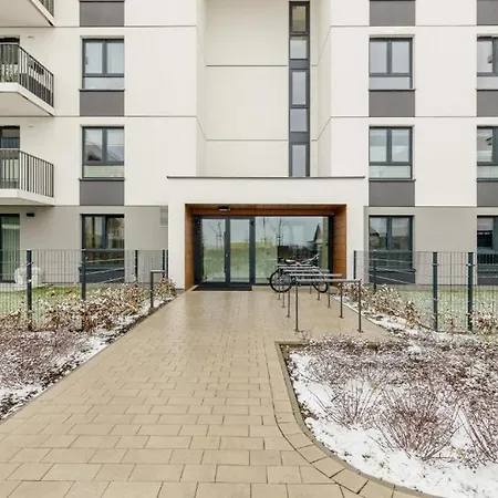 Apartment Green In Warsaw's Bemowo District With A Garden And Double Garage Warsaw